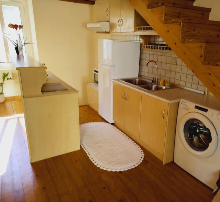 Mary'S Bright Apartment - Corfu Old Town Экстерьер фото