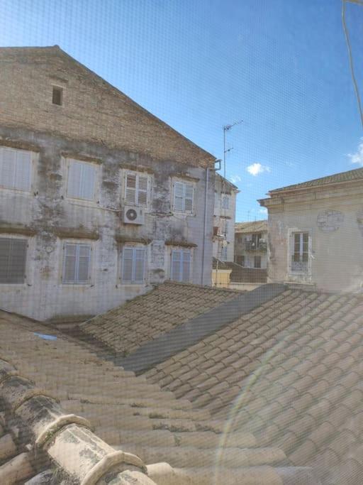 Mary'S Bright Apartment - Corfu Old Town Экстерьер фото