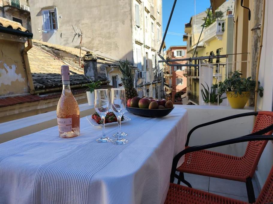 Mary'S Bright Apartment - Corfu Old Town Экстерьер фото