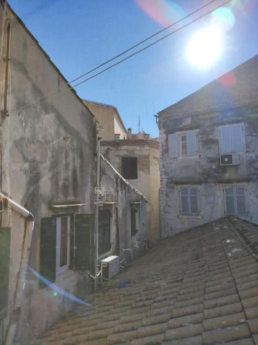 Mary'S Bright Apartment - Corfu Old Town Экстерьер фото